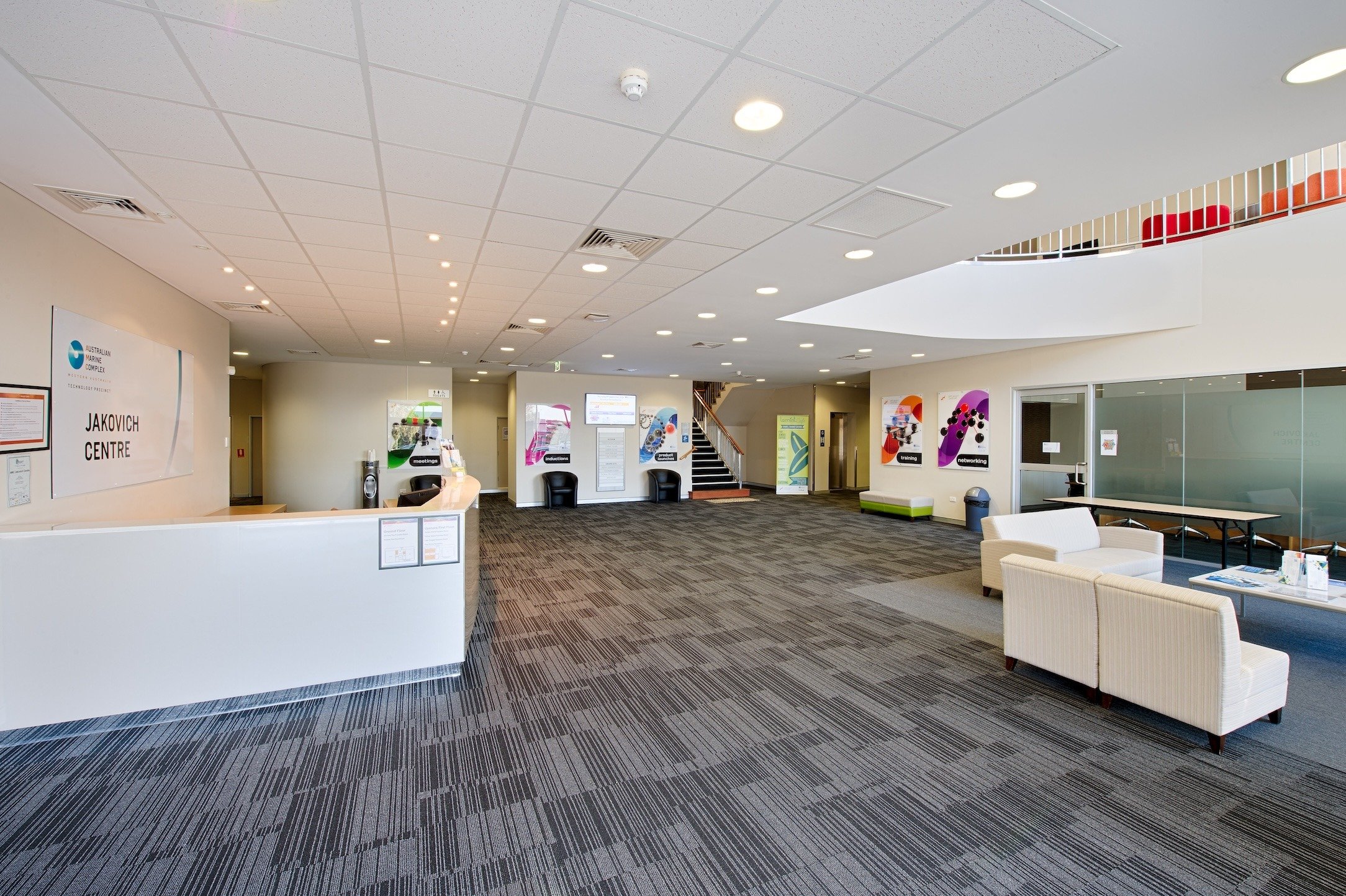 AMC JAKOVICH CENTRE 5